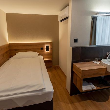 Ziegelhuesi Hotel, Stettlen Bei Bern Eksteriør bilde